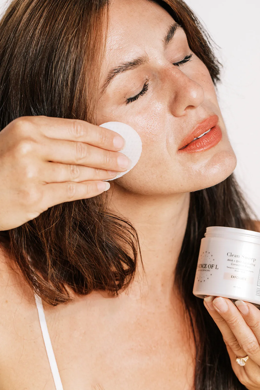 Clean Sweep AHA   BHA Exfoliating Acne Pads * Mid February Restock *